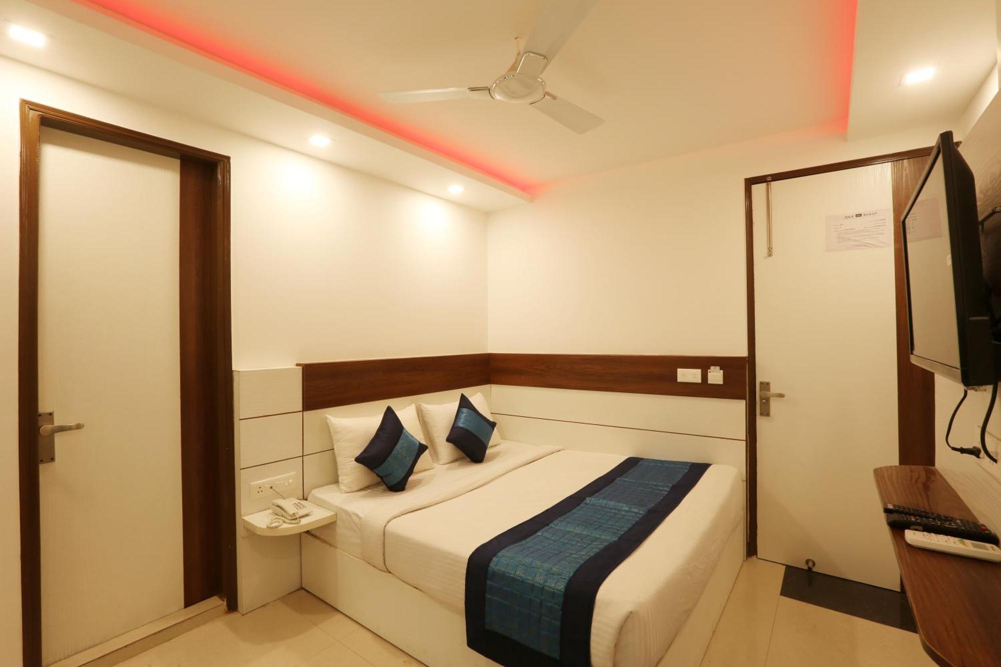 Airport Hotel Mayank Residency New Delhi Exterior foto