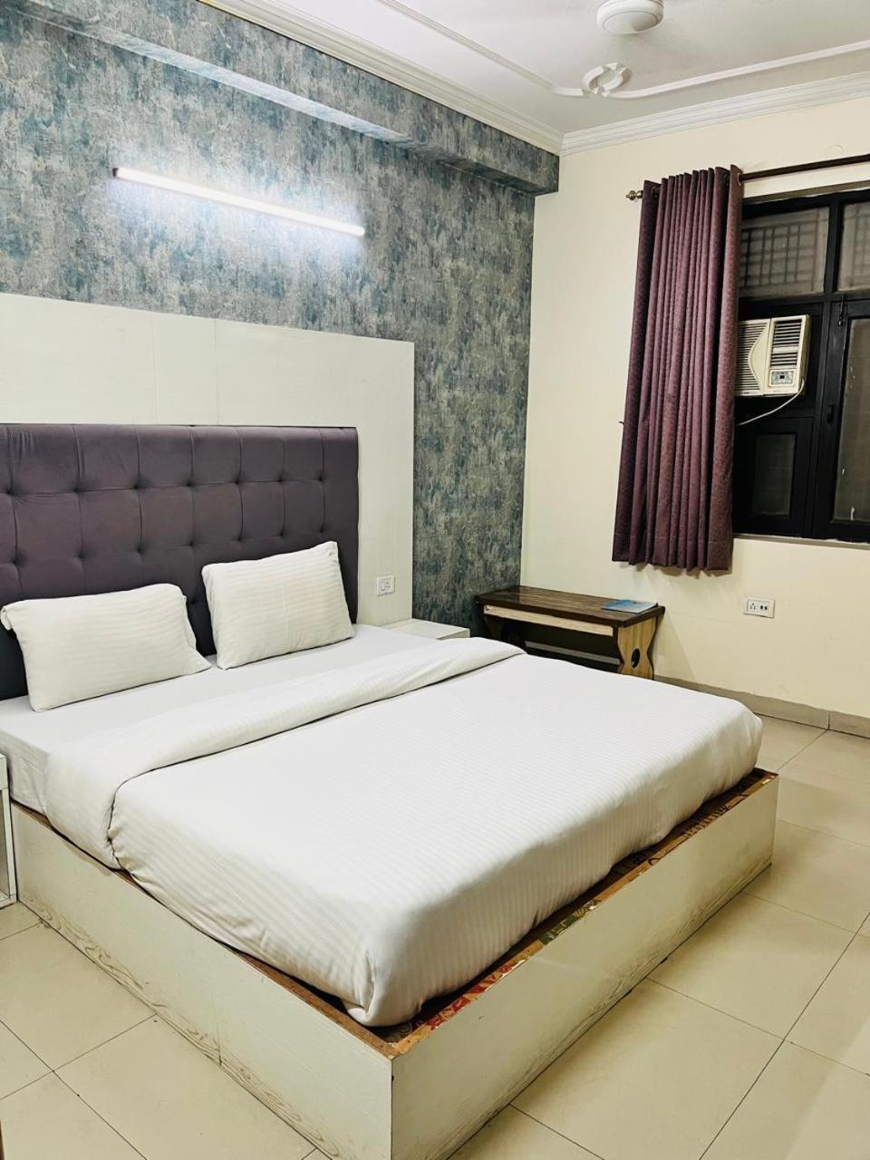 Airport Hotel Mayank Residency New Delhi Exterior foto