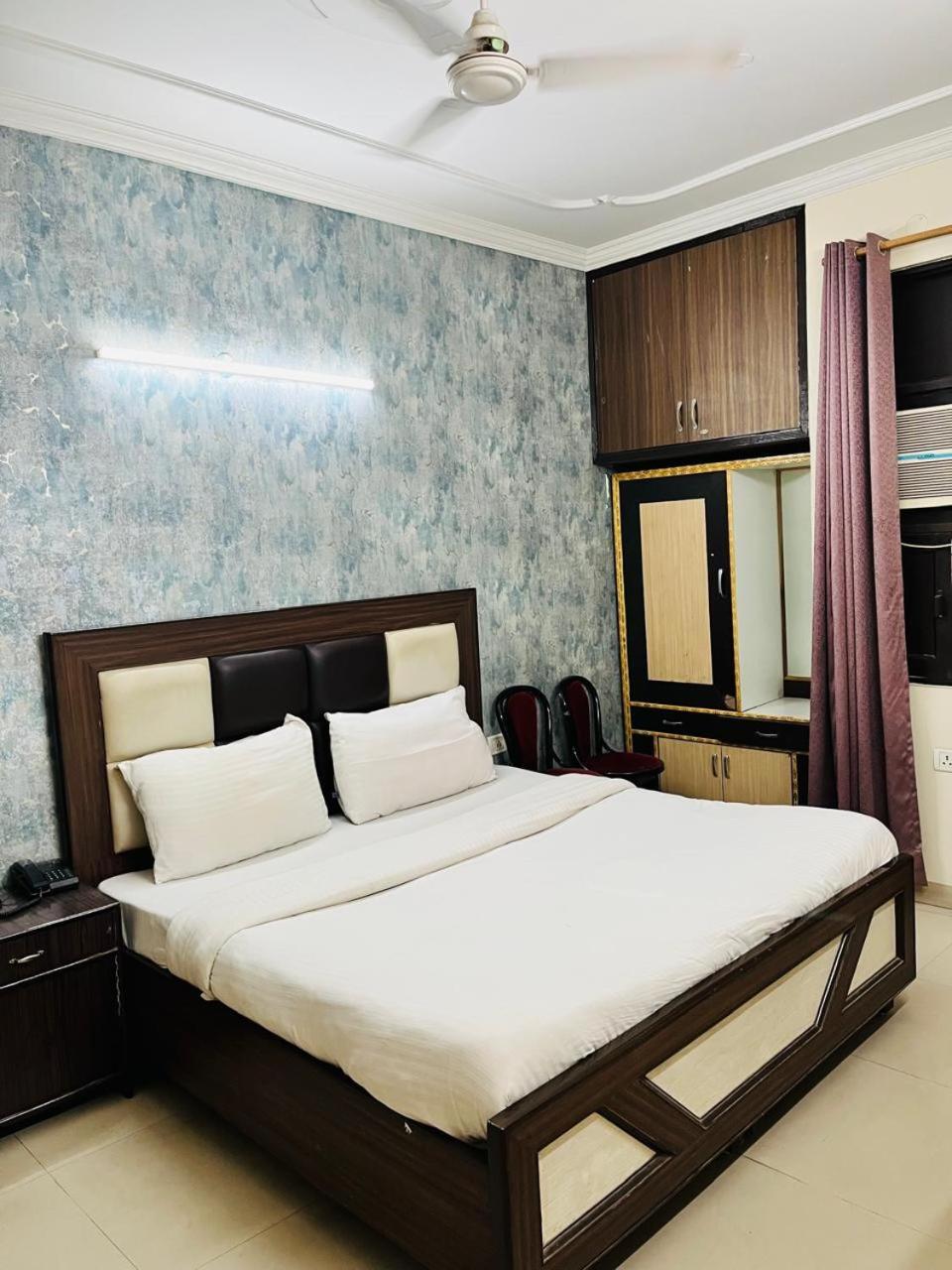 Airport Hotel Mayank Residency New Delhi Exterior foto